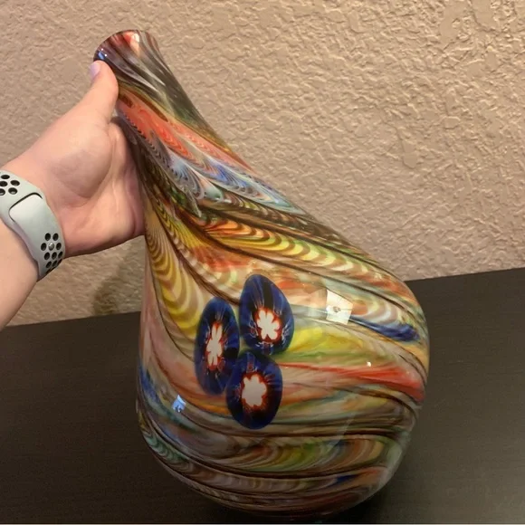 Beautiful contemporary Murano glass vase - Picture 8 of 8